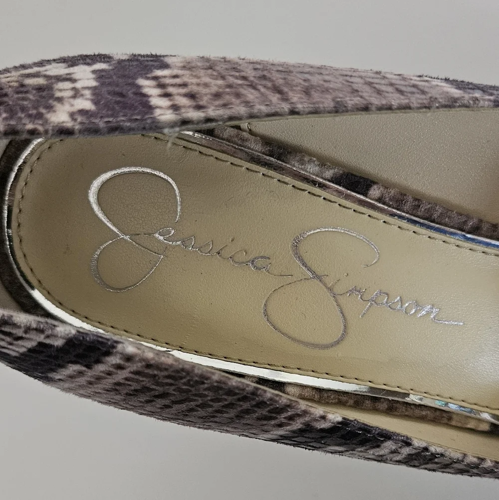 NWOT Jessica Simpson Snakeskin Style Platform Heels